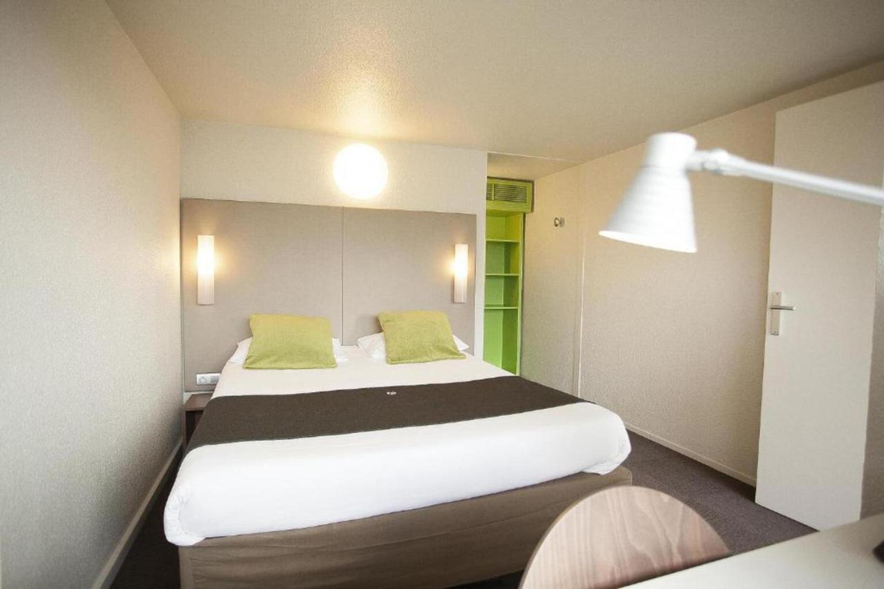 Campanile Melun Sud - Dammarie Les Lys Hotel Bagian luar foto