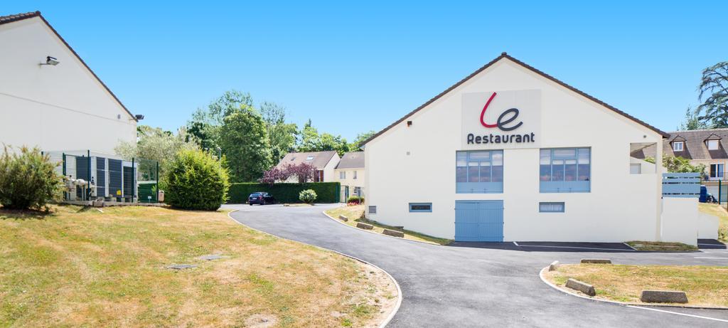 Campanile Melun Sud - Dammarie Les Lys Hotel Bagian luar foto